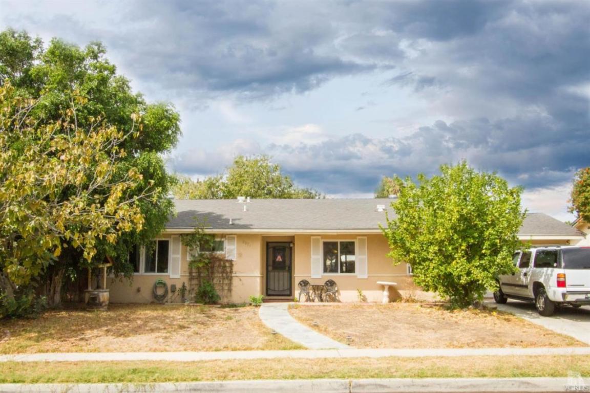 2071 Heather St, Simi Valley, CA 93065 photo 1