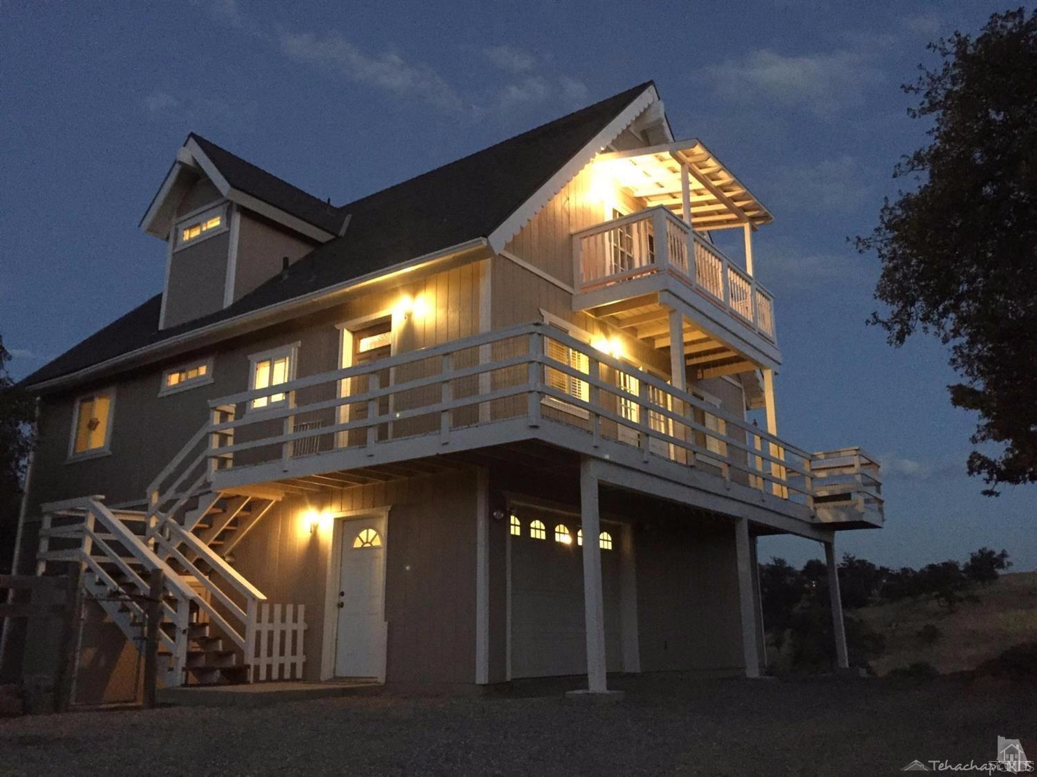 30201 Piebald Ct, Tehachapi, CA 93561 photo 1