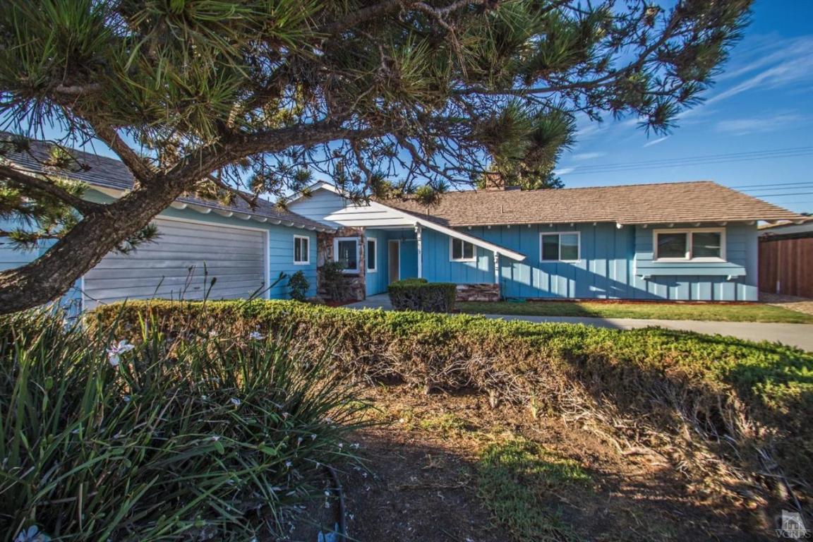 623 Glenwood Dr, Oxnard, CA 93030 photo 1