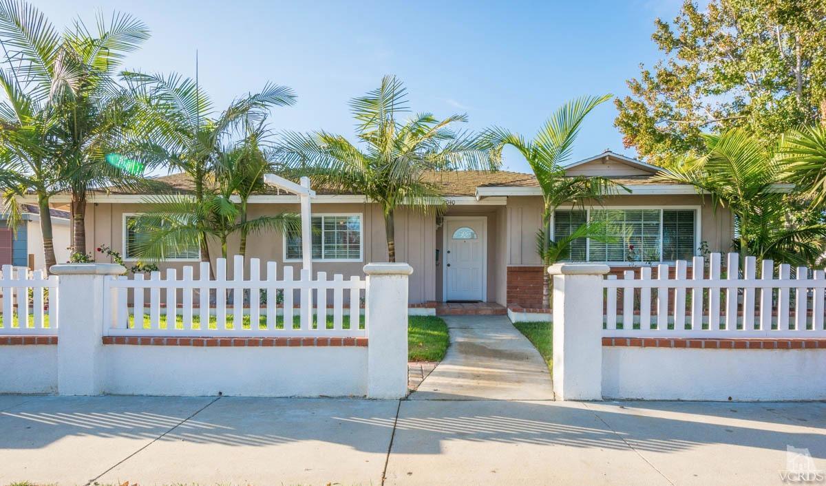 2040 Langley St, Oxnard, CA 93033 photo 1