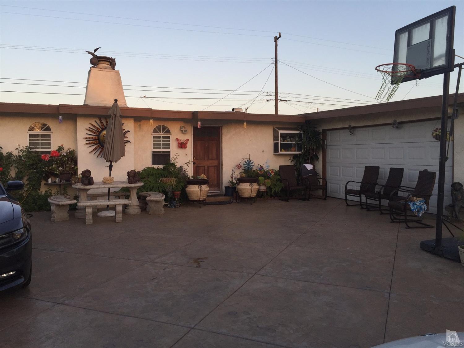 3382 Minna Dr, Oxnard, CA 93036 photo 1