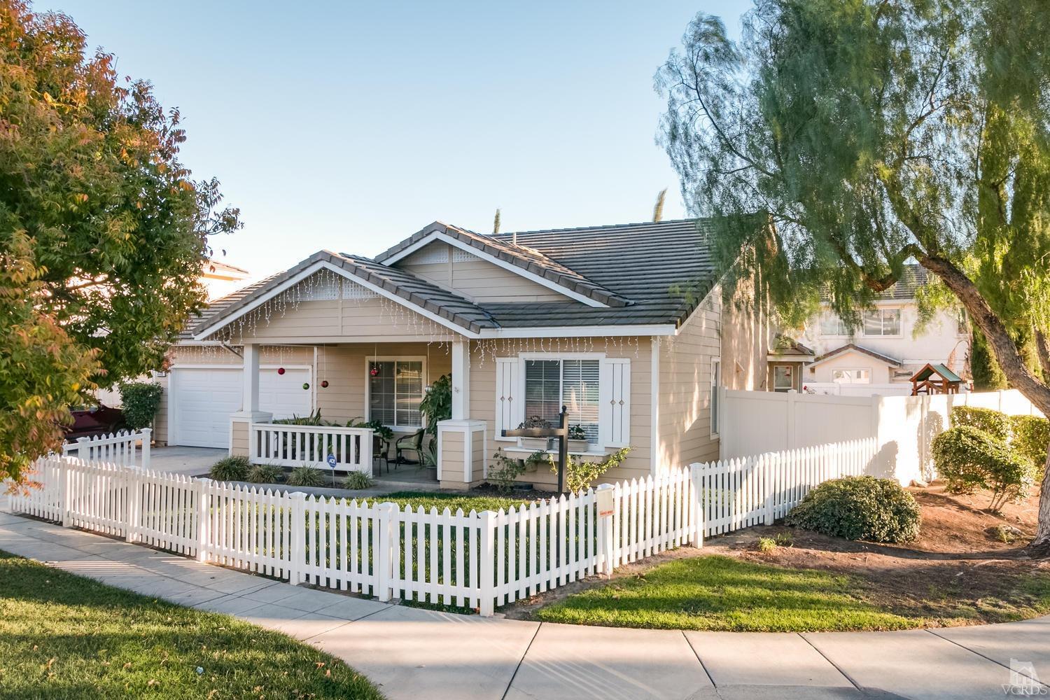 990 4th St, Fillmore, CA 93015 photo 1