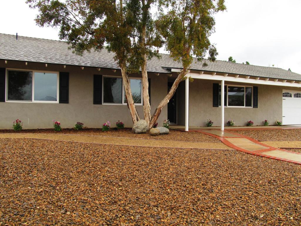 4833 Abilene St, Simi Valley, CA 93063 photo 1