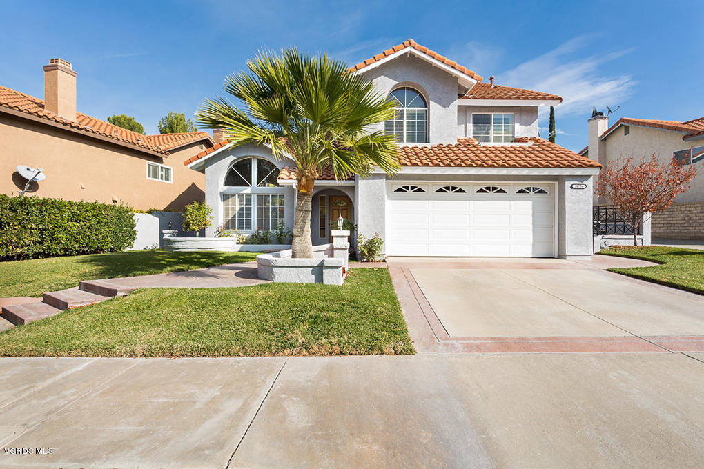 28756 Shadow Valley Ln, Santa Clarita, CA 91390 photo 1