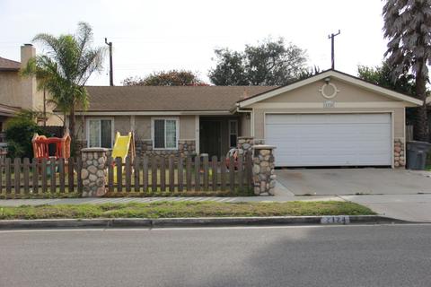 2124 Curran St, Oxnard, CA 93033 photo 1