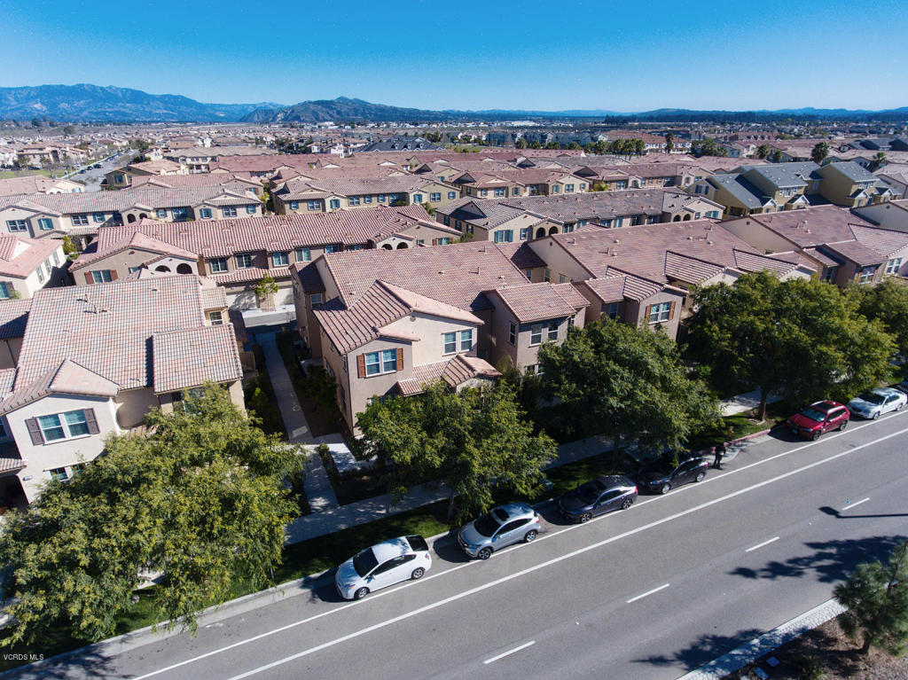 737 Forest Park Blvd, Oxnard, CA 93036 photo 1