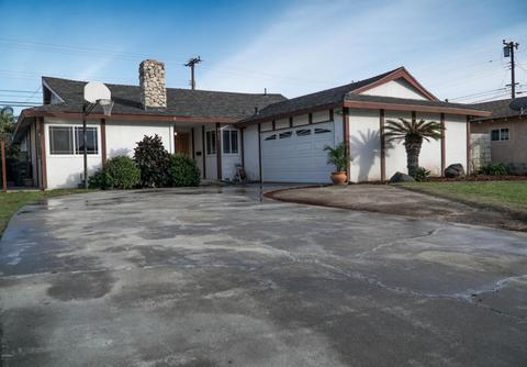 834 N H St N, Oxnard, CA 93030 photo 1