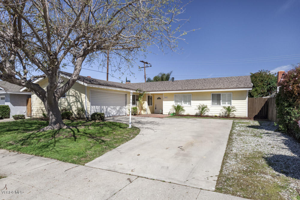 6551 Tapley St, Simi Valley, CA 93063 photo 1