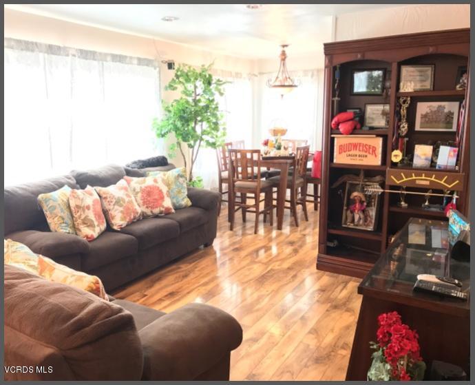 136 E Date St, Oxnard, CA 93033 photo 1