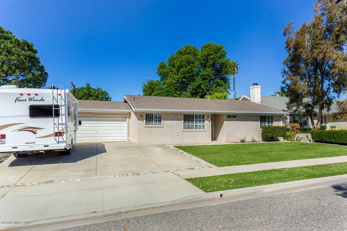 2121 Heather St, Simi Valley, CA 93065 photo 1