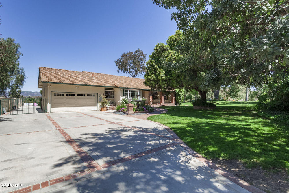 778 Tranquil Ln, Simi Valley, CA 93065 photo 1