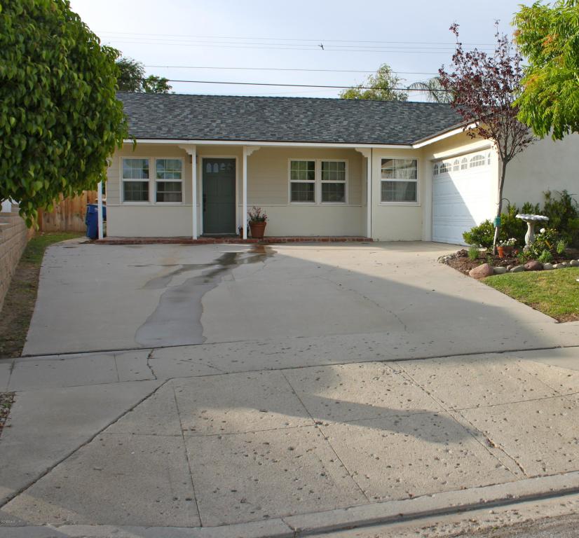 1237 Los Serenos Dr, Fillmore, CA 93015 photo 1