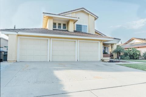661 Bluebell Pl, Oxnard, CA 93036 photo 1