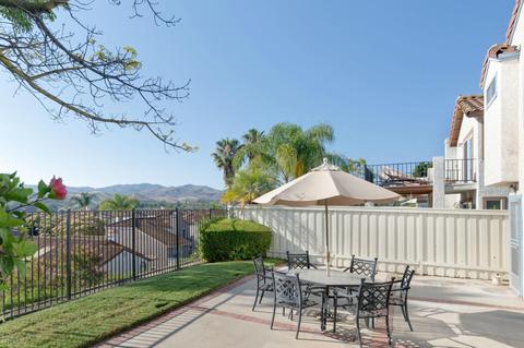 844 Congressional Rd, Simi Valley, CA 93065 photo 1