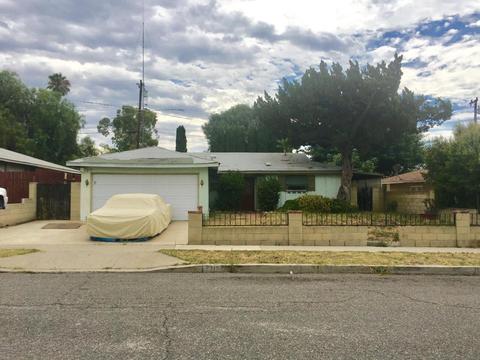 2318 Clover St, Simi Valley, CA 93065 photo 1
