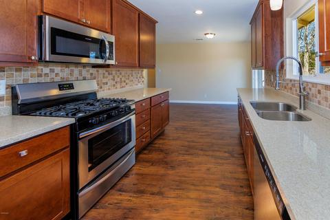 4820 S J St, Oxnard, CA 93033 photo 1