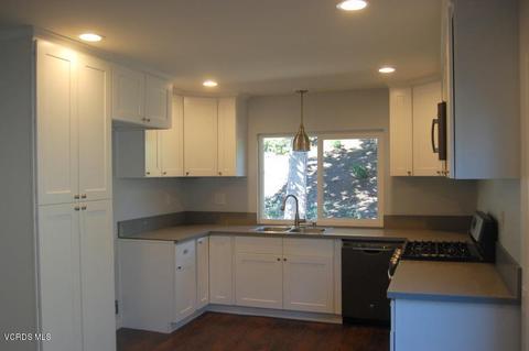 3327 Storm Cloud St, Thousand Oaks, CA 91360 photo 1