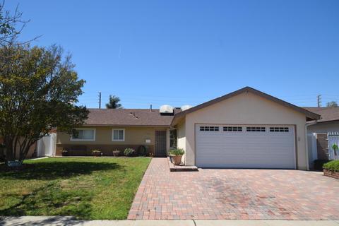 2001 Lincoln Ct, Oxnard, CA 93033 photo 1