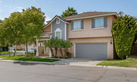 601 Calle Laguna, Oxnard, CA 93030 photo 1