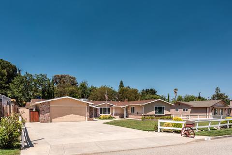 1427 Elvado Dr, Simi Valley, CA 93065 photo 1
