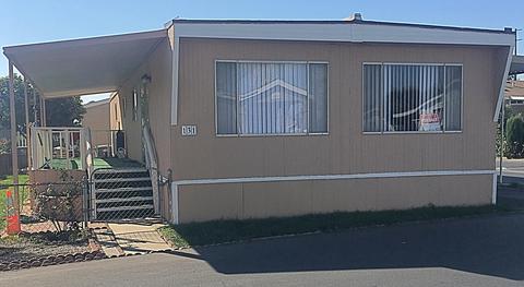 1853 Ives Ave #131, Oxnard, CA 93033 photo 1