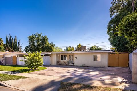 19522 Lull St, Reseda, CA 91335 photo 1