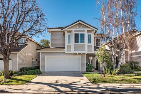 12390 Alderglen St, Moorpark, CA 93021 photo 1