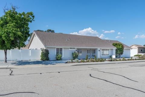 815 Saint Andrews Cir, Paso Robles, CA 93446 photo 1
