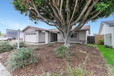 241 W Stroube St, Oxnard, CA 93036 photo 1