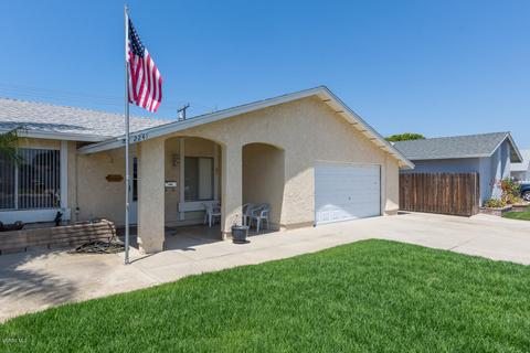 2241 Jardin Dr, Oxnard, CA 93036 photo 1