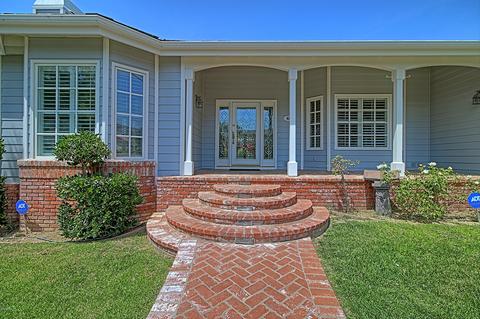421 Loma Dr, Camarillo, CA 93010 photo 1