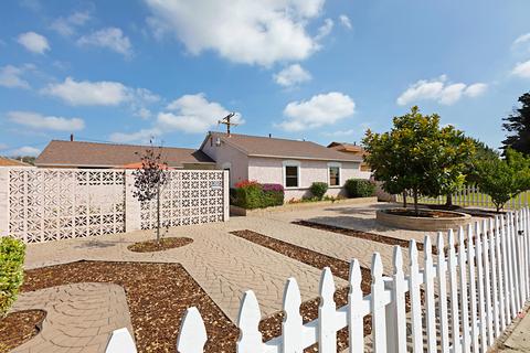 1425 Hill St, Oxnard, CA 93033 photo 1