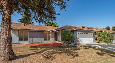 1361 Holly Ave, Oxnard, CA 93036 photo 1