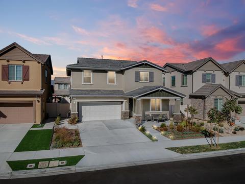 667 Owens River Dr, Oxnard, CA 93036 photo 1