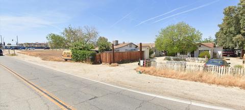 729 E Avenue Q, Palmdale, CA 93550 photo 1