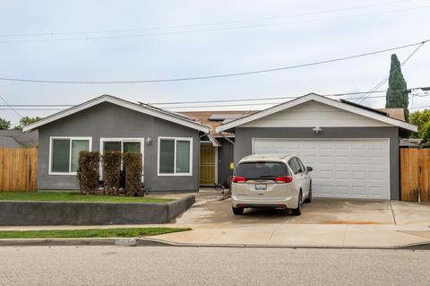 124 Barcelona St, Camarillo, CA 93010 photo 1