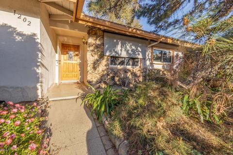1202 El Monte Dr, Simi Valley, CA 93065 photo 1