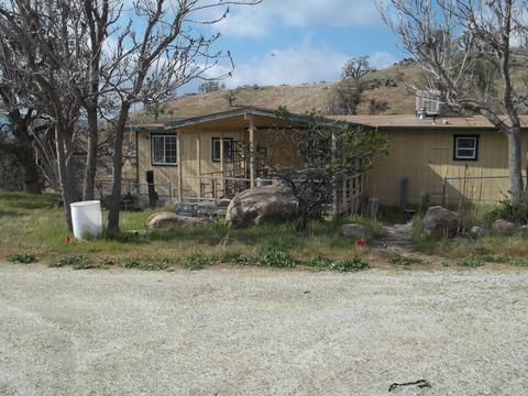 24575 Sarida Ave, Tehachapi, CA 93561 photo 1