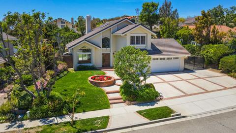 3195 Crazy Horse Dr, Simi Valley, CA 93063 photo 1