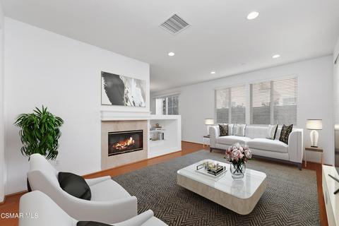 2983 Fuentes Ln #C, Simi Valley, CA 93063 photo 1