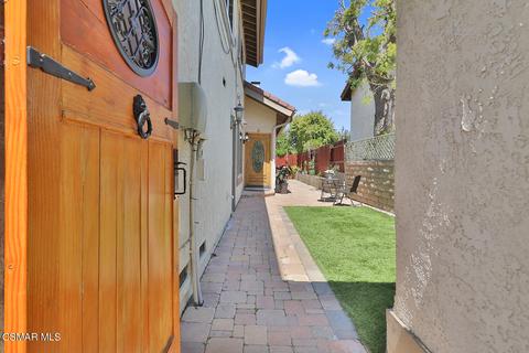 1881 Tipperary Ln, Newbury Park, CA 91320