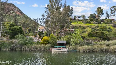 2306 Terrace Ln, Agoura Hills, CA 91301