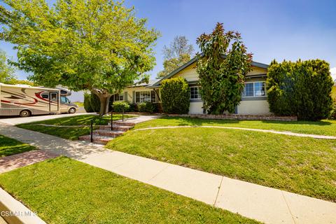 3330 Big Springs Ave, Simi Valley, CA 93063