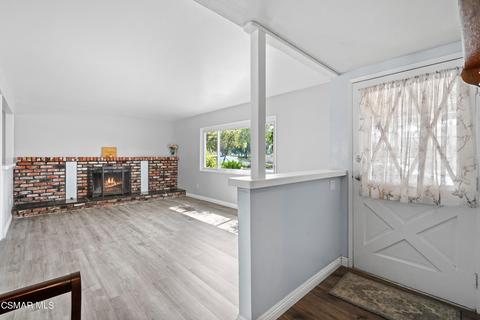 1278 1st St, Simi Valley, CA 93065