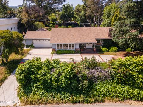 19222 Linnet St, Tarzana, CA 91356