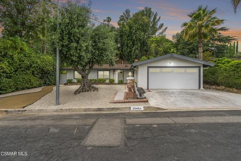 20456 Coulson St, Woodland Hills, CA 91367