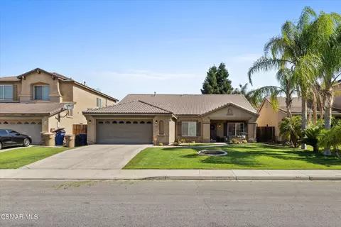 10806 Villa Monterey Dr, Bakersfield, CA 93311