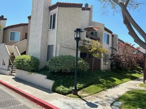 1724 Sinaloa Rd #125, Simi Valley, CA 93065