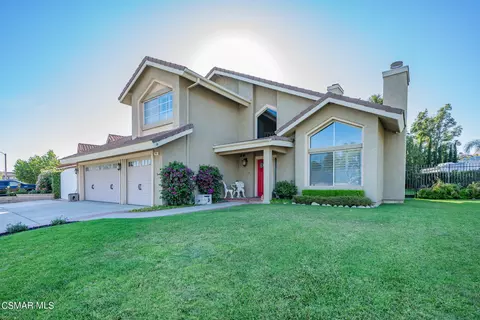 2959 Flanagan Dr, Simi Valley, CA 93063