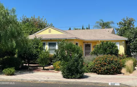 8111 Garden Grove Ave, Reseda, CA 91335